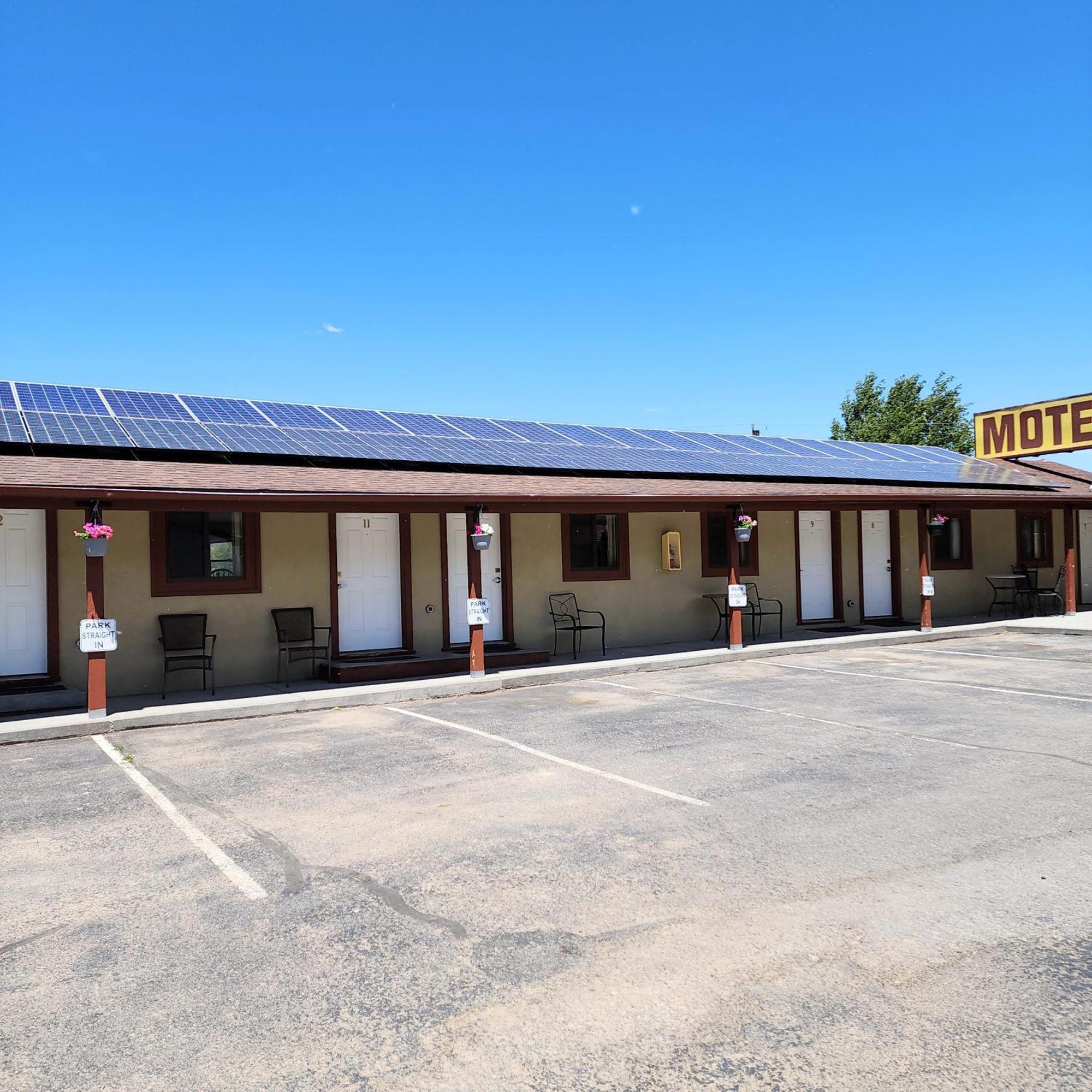 Canyon Motel Near Rocky Mountain National Park Hot Sulphur Springs Exterior foto